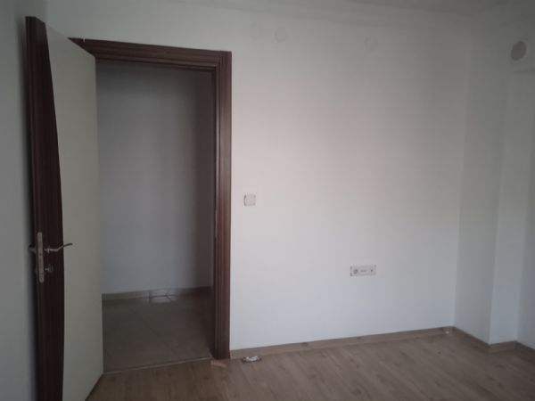 Menderes Kas�mpa�a mah.kiralik 2+1 daire